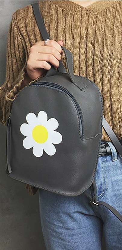 KW80280 Sweet  Daisy Backpack Grey